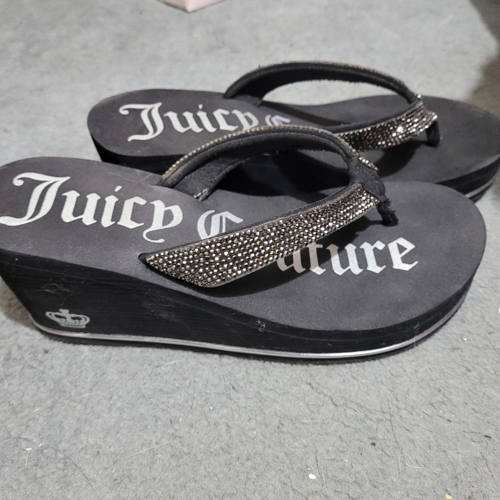 Juicy couture platform sandals
